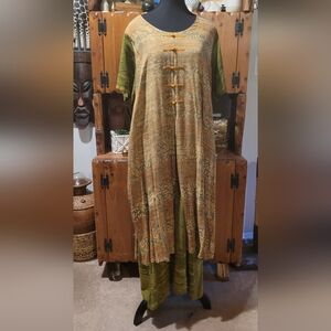 Vintage Style Green and Orange Kimono Maxi Dress